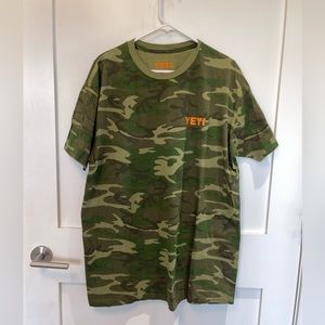 YETI Logo Camo T-Shirt XL
